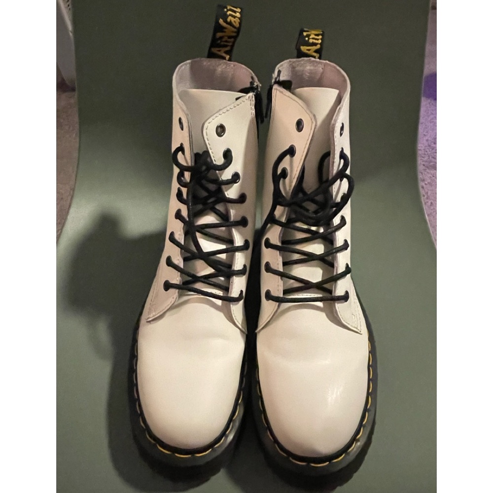 Doc Marten - Jadon Smooth Leather Platform Boots